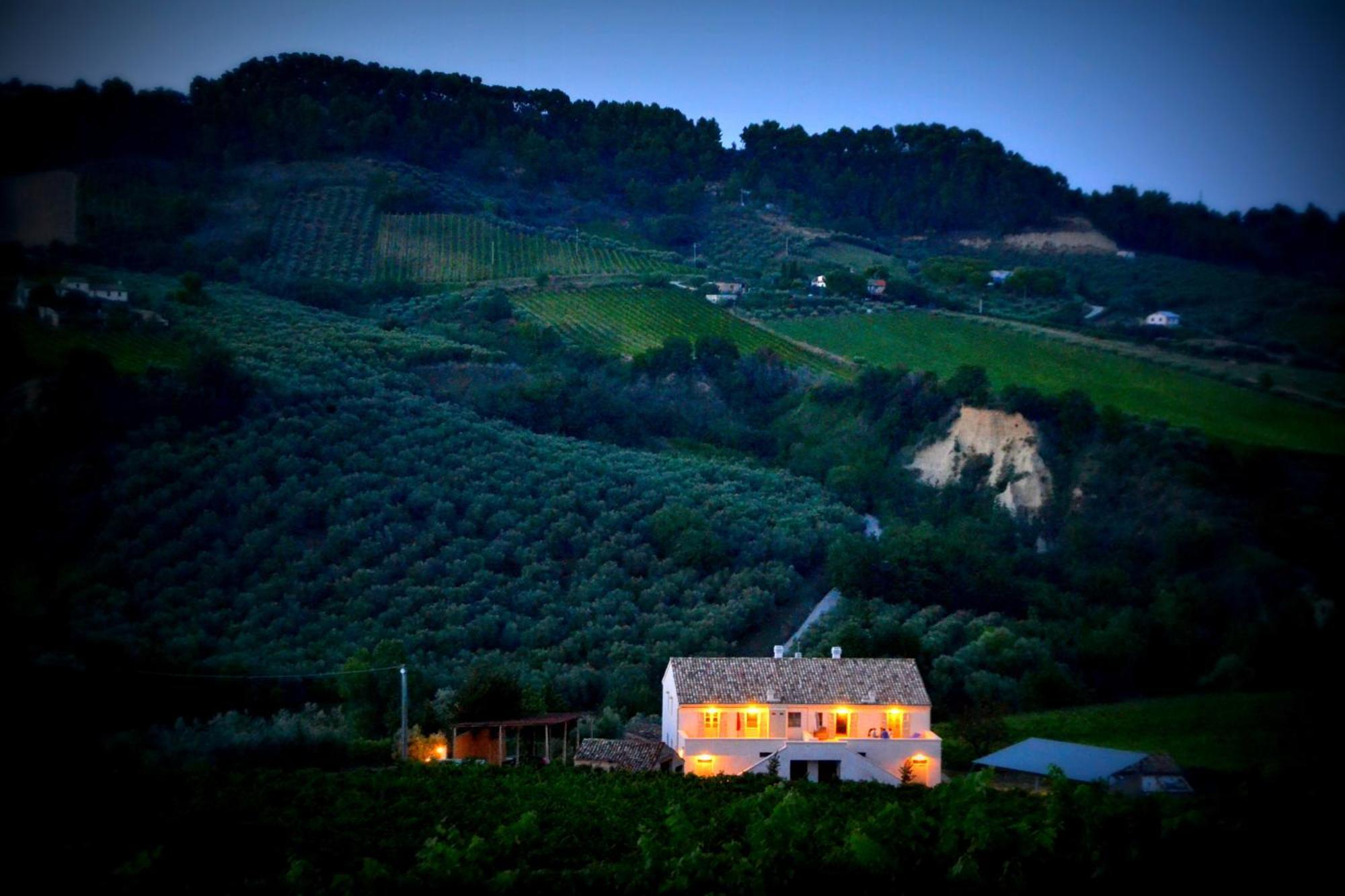 Casa Vacanze La Vecchia Fonte Monteprandone Exterior photo